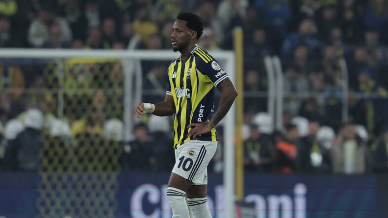 Jhon Duran, Galatasaray'ın şampiyonluk paylaşımını beğendi!