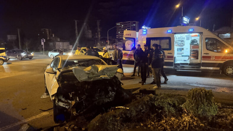Kayseri'de trafik kazası: 4 yaralı