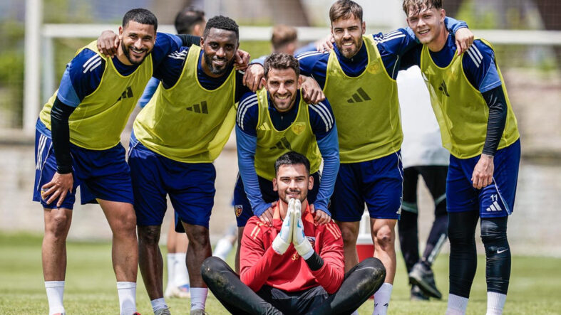 Kayserispor, Alanyaspor maçı için Antalya'ya gitti