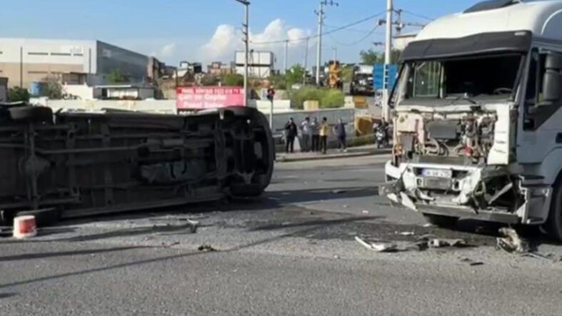 Kocaeli'de tırla çarpışan işçi servisi devrildi: Çok sayıda yaralı var