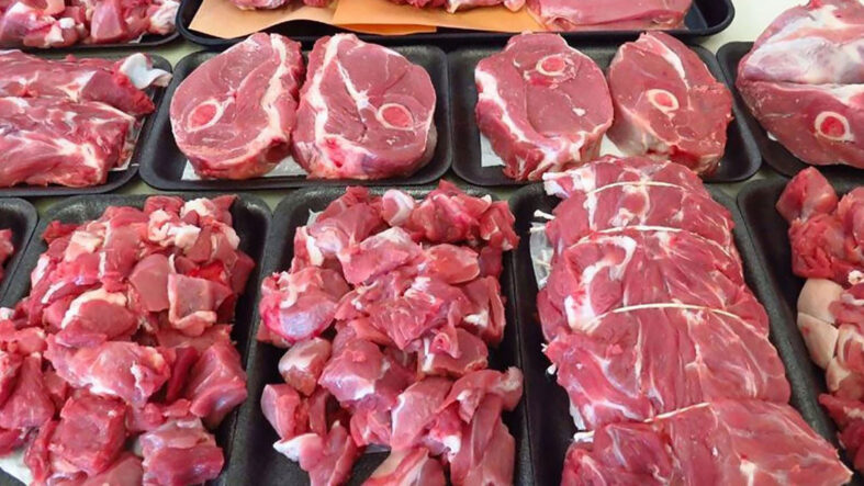 Kurbanlık pazarı pahalı açıldı, karkas et bin liraya koşuyor!