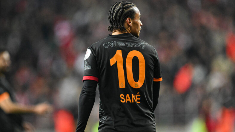 Leroy Sane'den Okan Buruk'a tepki: Şaşkınlığını gizleyemedi