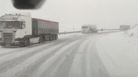 Mayısta bastıran kar ve tipi ulaşımı aksattı