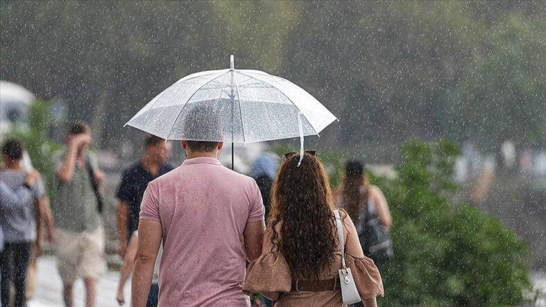 Meteoroloji il il saydı, uyardı: İstanbul dahil birçok kent sağanak yağışın etkisi altına girecek