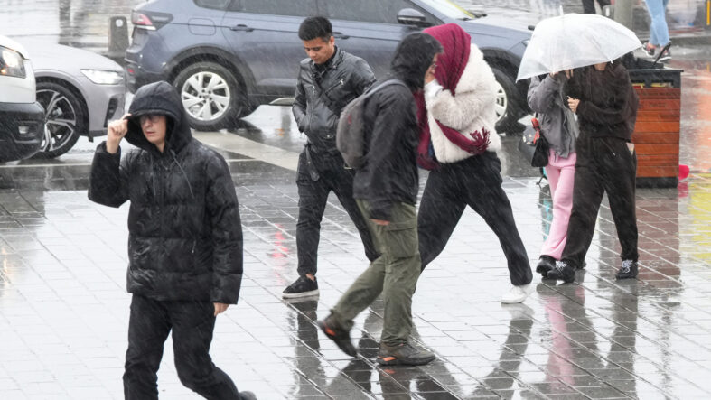 Meteoroloji ve AKOM’dan peş peşe uyarı: İstanbul, Ankara dahil 16 kent için sarı alarm