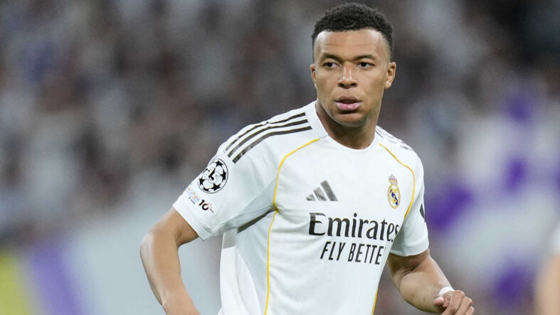 Real Madrid'de El Clasico öncesi Kylian Mbappe depremi