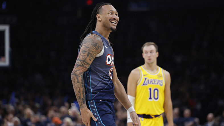 Son şampiyon Oklahoma City Thunder, Lakers'a şans tanımadı