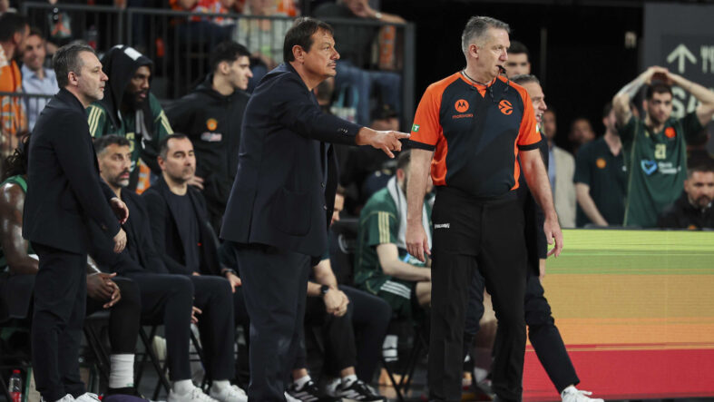 Tartışma dinmiyor, Ergin Ataman'dan Hapoel başkanına: Çeneni kapa ve kendi takımın hakkında konuş!