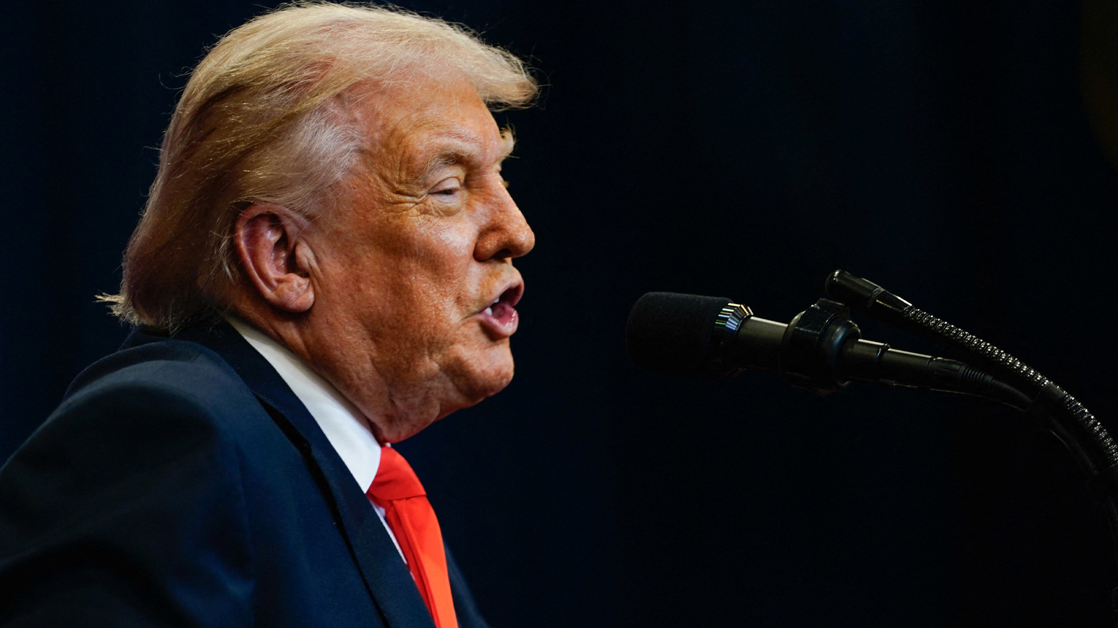 Trump’tan sert mesaj: İran yeterince büyük bir bedel ödemedi