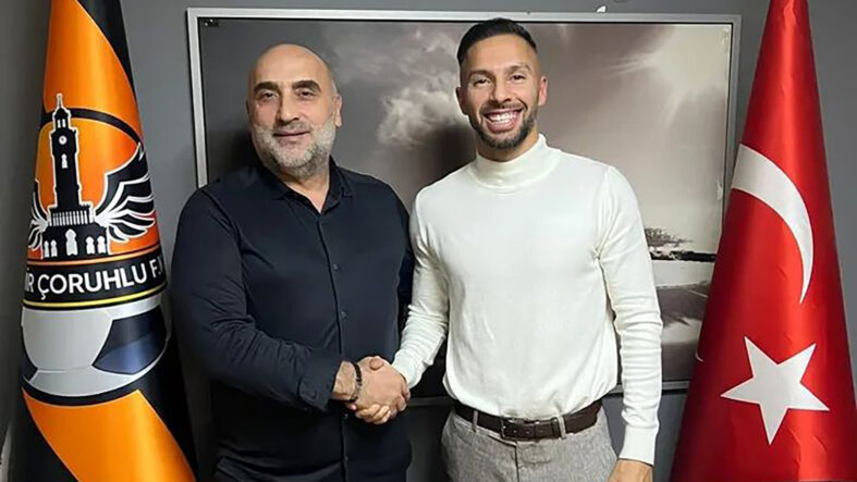 Yasin Öztekin'den sürpriz transfer: Bölgesel Amatör Lig takımına imza attı