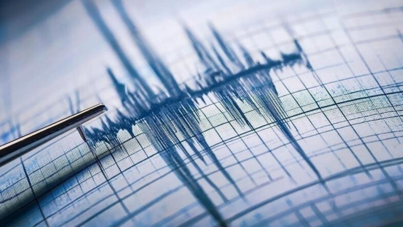 Yunanistan'da korkutan deprem: Komşu 5,1 ile sallandı
