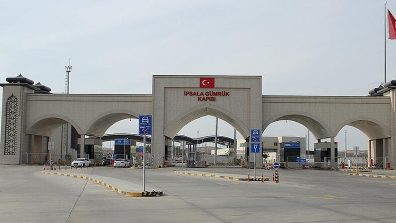 Yunanistan'dan yanlış otobüse binen 4 düzensiz göçmen İpsala Sınır Kapısı'nda yakalandı