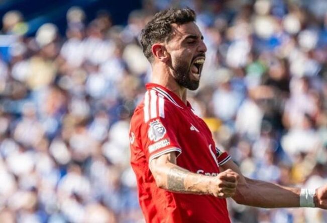 Yılın futbolcusu Bruno Fernandes, tarihe geçti
