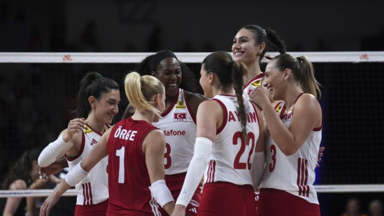 a-milli-kadin-voleybol-takimi-ankarada-almanya-ile-karsilasacak.jpg