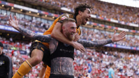 Acun Ilıcalı'nın takımı Hull City, İngiltere Premier Lig'e yükseldi