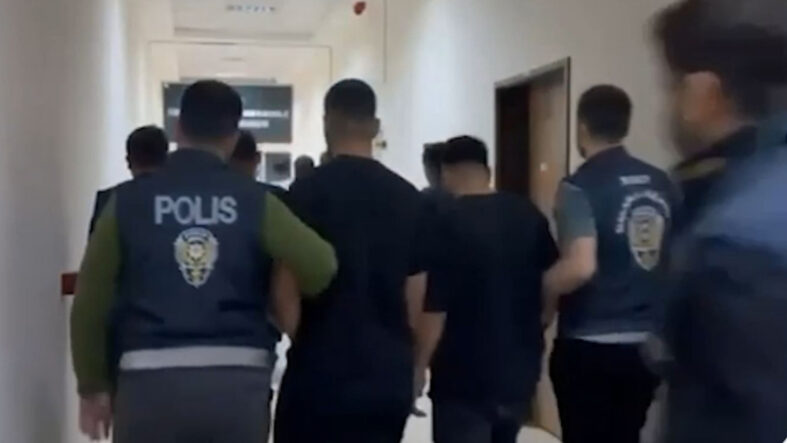 ankara-merkezli-8-ilde-yasa-disi-bahis-operasyonu-31-supheli-tutuklandi.jpg