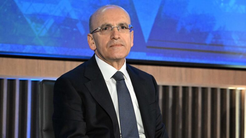 bakan-simsek-enerjide-donusumu-hizlandirarak-dayanikliligimizi-guclendiriyoruz.jpg