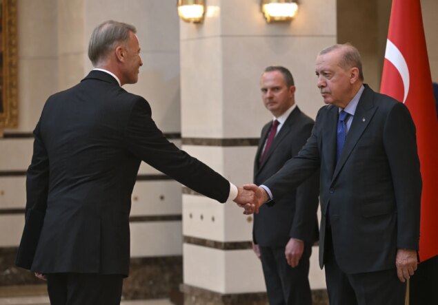 baskan-erdogan-5-ulkenin-buyukelcisini-kabul-etti-guven-mektuplarini-sundular.jpg