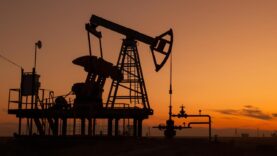 brent-petrolun-varili-9520-dolardan-islem-goruyor.jpg