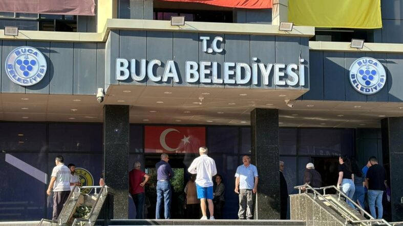 buca-belediye-baskani-gorkem-duman-gorevden-uzaklastirildi.jpg