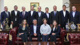 CHP'li büyükşehir belediye başkanlarından Özgür Özel'e destek