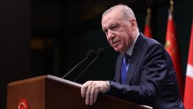 cumhurbaskani-erdogandan-kerkuk-valisi-aganin-ailesine-taziye-telefonu.jpg