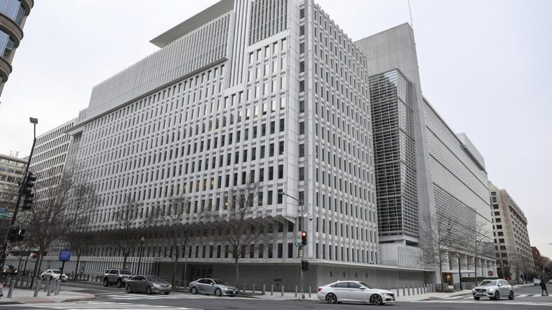 dunya-bankasi-kuresel-buyume-tahminini-asagi-yonlu-revize-etti.jpg