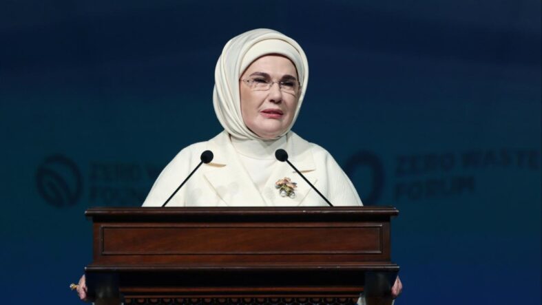 emine-erdogandan-sifir-atik-festivaline-davet.jpg