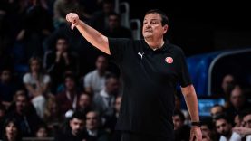 Ergin Ataman: "Avrupa basketbolunda, sıralamalarda birinci basamakta gösteriliyoruz"