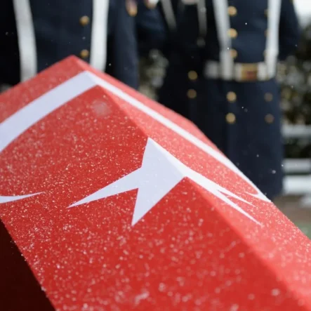 firat-kalkani-harekat-bolgesinden-aci-haber-bir-kahraman-askerimiz-sehit-oldu.jpg