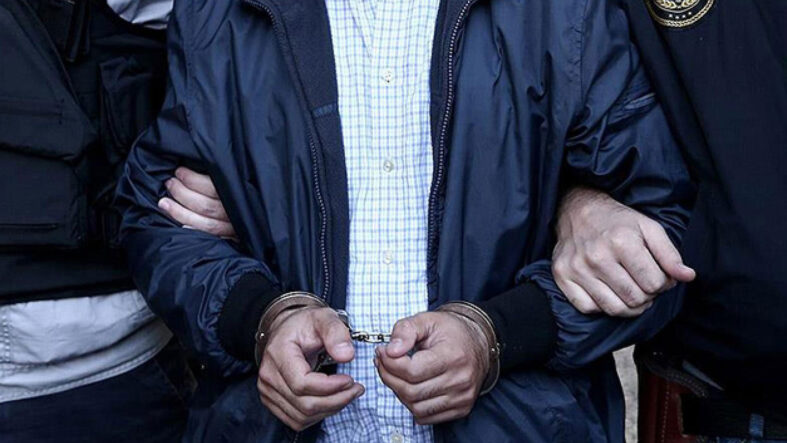 İzmir'de "ihaleye fesat karıştırma" operasyonu: 4 şüpheli tutuklandı