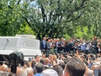 kemal-kilicdaroglu-grup-icin-neden-adres-degistirdi-a-haber-kararin-perde-arkasina-ulasti.jpg