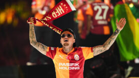 Noa Lang: "Dünya Kupası'nı düşünerek Galatasaray'ı tercih ettim"