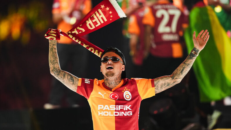 Noa Lang: "Dünya Kupası'nı düşünerek Galatasaray'ı tercih ettim"