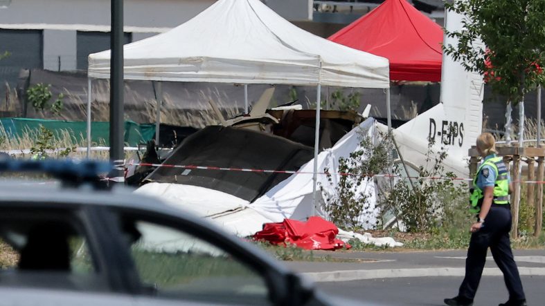 Suudi Arabistan’da helikopter, Fransa’da uçak düştü! Çok sayıda ölü var