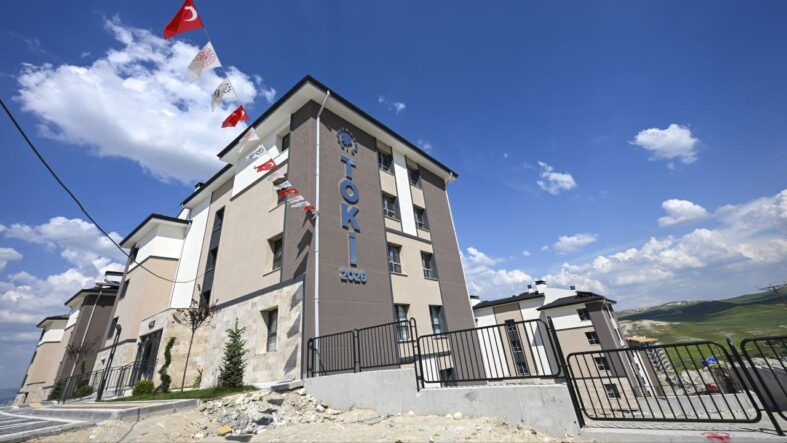 tokinin-64-ildeki-konut-kampanyasinda-satislar-pazartesi-basliyor.jpg
