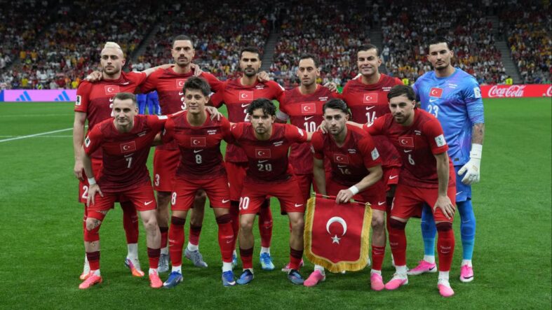 turkiyenin-paraguay-macinin-hakemi-belli-oldu.jpg