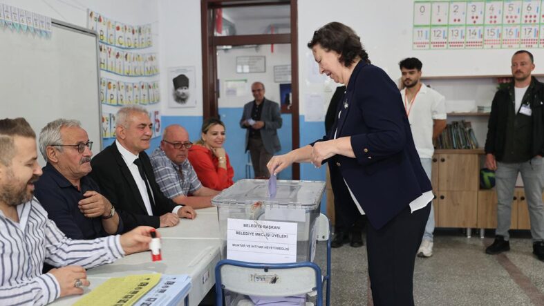 yerel-yonetimler-icin-6-beldede-secim-mesaisi.jpg