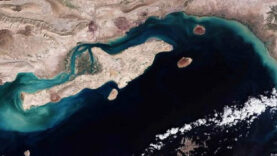 abdden-hurmuz-bogazindaki-kesm-adasi-yakinlarina-saldiri.jpg