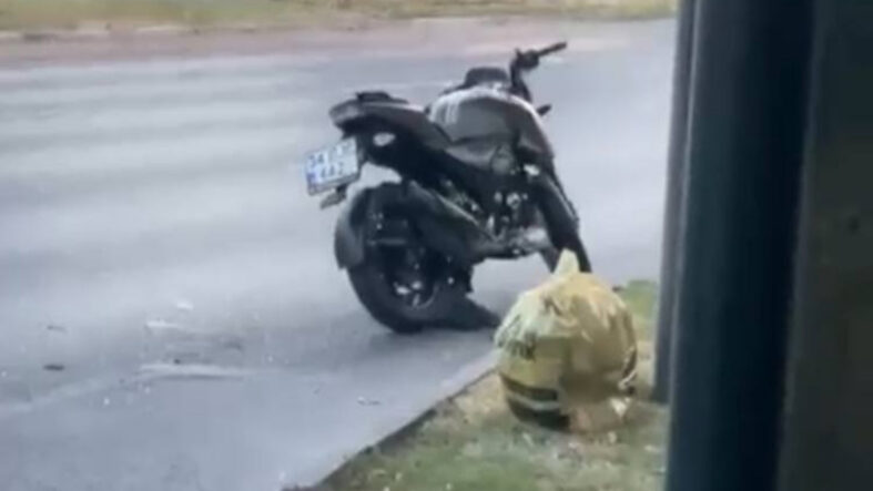 bakirkoyde-otomobilin-carptigi-motosikletli-genc-oldu.jpg