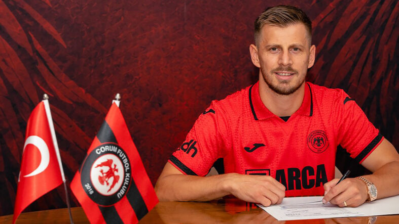 corum-fk-arnavut-milli-futbolcu-ylber-ramadaniyi-transfer-etti.jpg