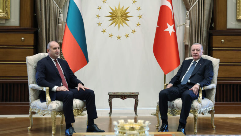 cumhurbaskani-erdogan-bulgaristan-basbakani-radevi-kabul-etti.jpg