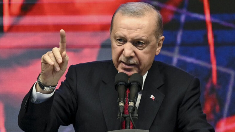 cumhurbaskani-erdogandan-kral-charlesin-cambridge-merkez-camisi-ziyaretine-iliskin-mesaj.jpg