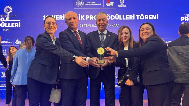 disisleri-bakanligina-kamu-yesil-donusum-kategorisinde-birincilik-odulu.jpg
