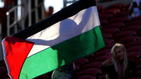 dunya-kupasinda-israil-tepki-filistin-ise-tribunlerden-buyuk-destek-aliyor.jpg
