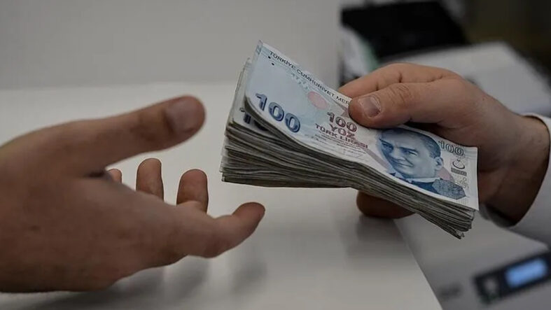emekliye-23-552-tl-hesabi-degisiyor-kok-maas-farki-ek-odeme-ve-zamli-maas-takvimi-belli-oldu.jpg