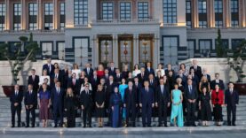 emine-erdogan-zirvenin-diyalog-ve-uzlasi-kulturunu-daha-da-ileri-tasimasini-diliyorum.jpg