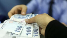 en-dusuk-emekli-ayligini-23-552-tlye-cikaran-madde-komisyondan-gecti.jpg