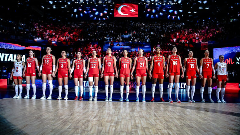 filenin-sultanlari-8inci-kez-vnl-finallerinde.jpg