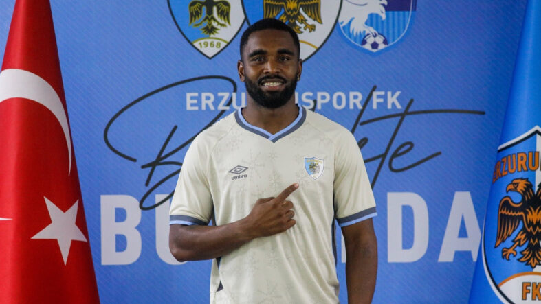 gyrano-kerk-erzurumspor-fknin-ikinci-surinamli-futbolcusu-oldu.jpg